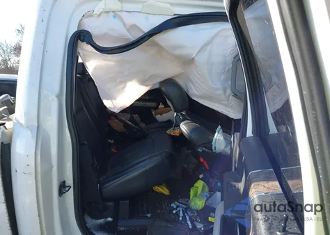 2018 Ford F-250 Lariat из США, поврежденный, VIN 1FT7W2BT9JEC51149